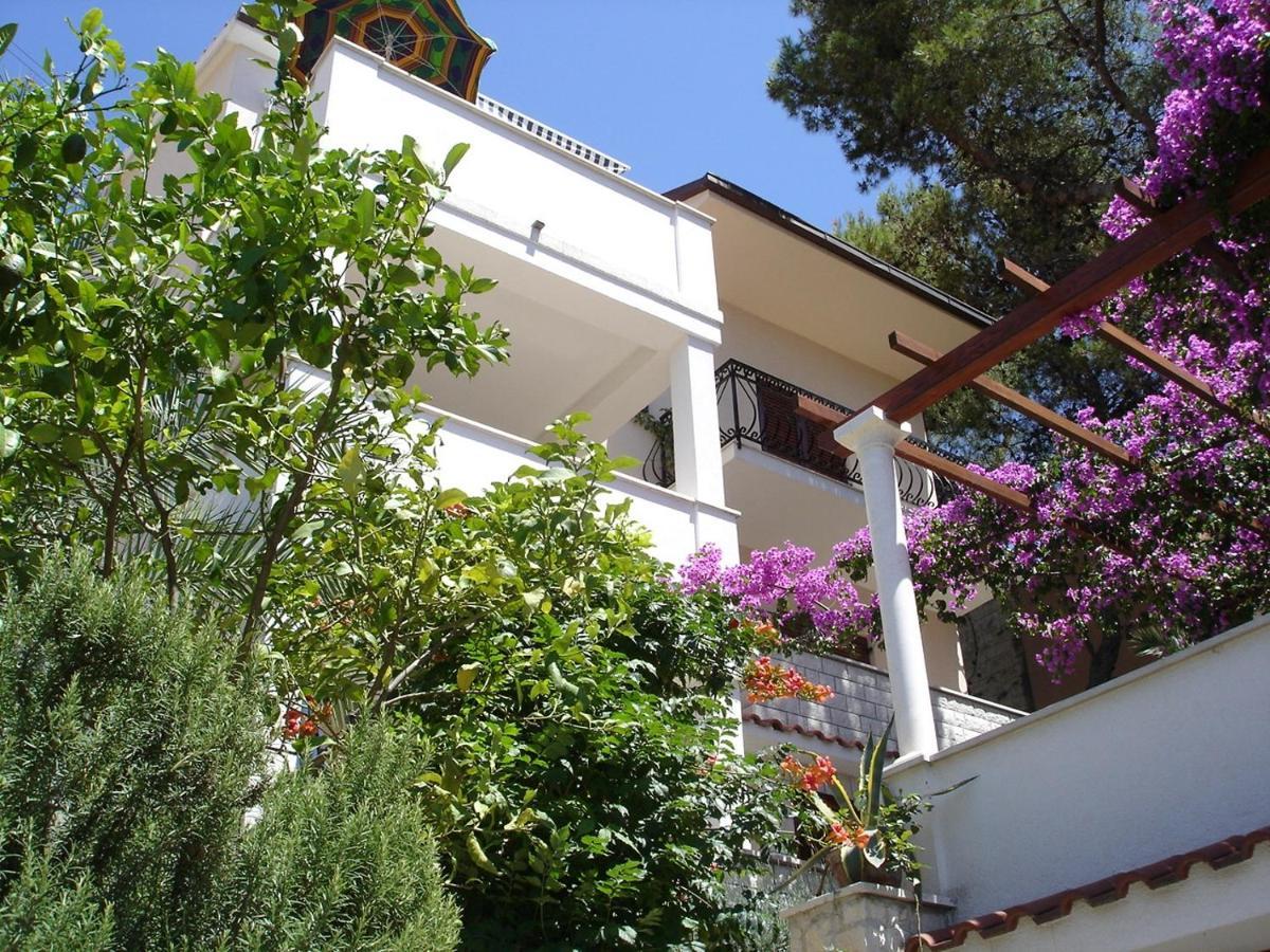 Apartments By The Sea Trogir - 11895 Eksteriør bilde