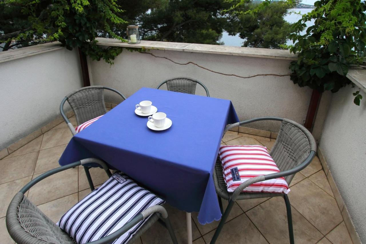 Apartments By The Sea Trogir - 11895 Eksteriør bilde